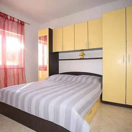 Apartment Nadalina